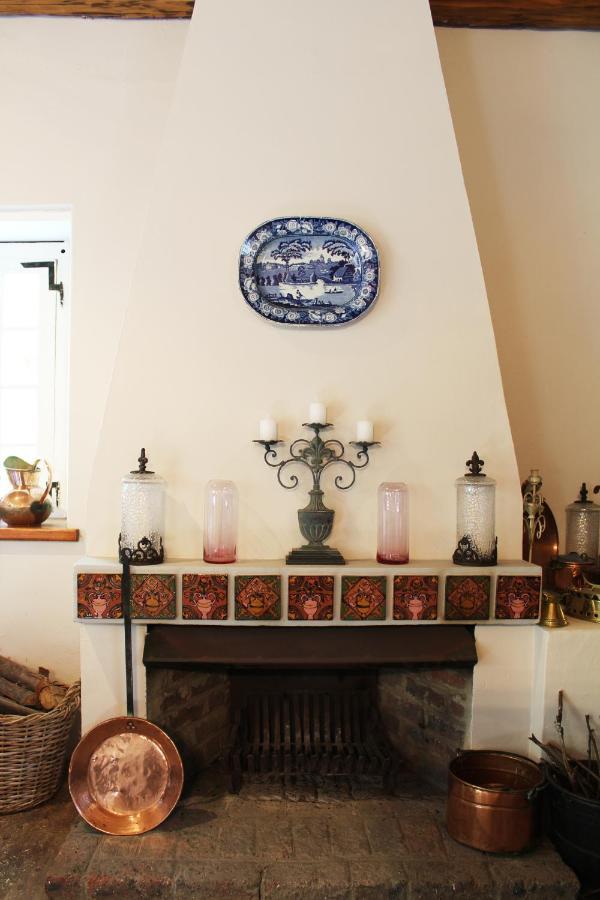 Moolmanshof 1798, Traditional Cape Dutch H-Shaped Farmhouse Свеллендам Экстерьер фото
