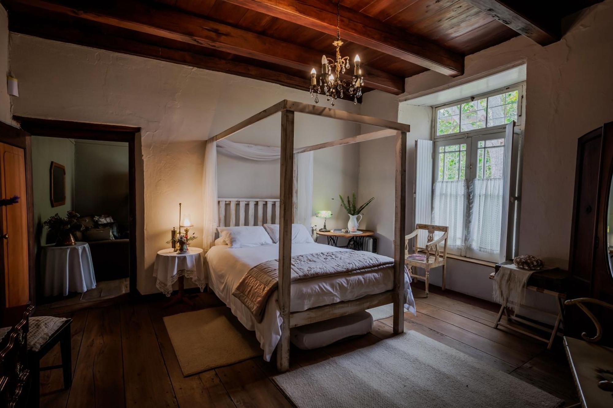 Moolmanshof 1798, Traditional Cape Dutch H-Shaped Farmhouse Свеллендам Экстерьер фото