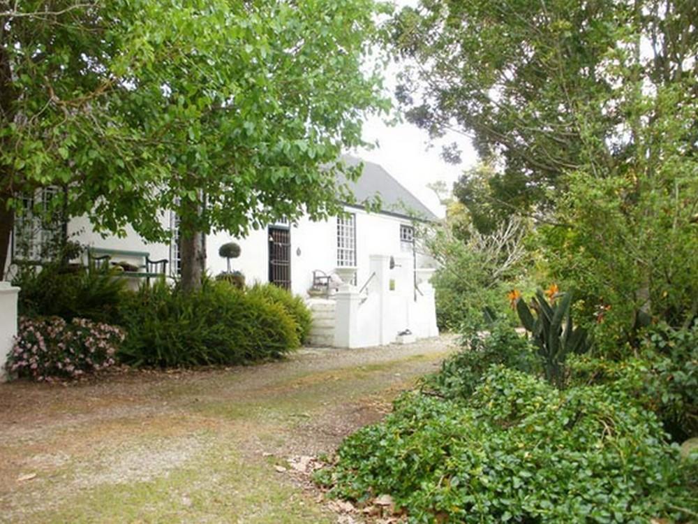 Moolmanshof 1798, Traditional Cape Dutch H-Shaped Farmhouse Свеллендам Экстерьер фото